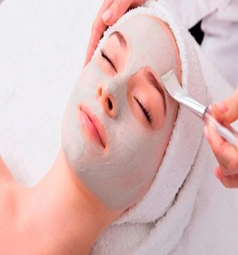 التقشير الكيميائي في الرياض