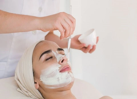 التقشير الكيميائي في الرياض